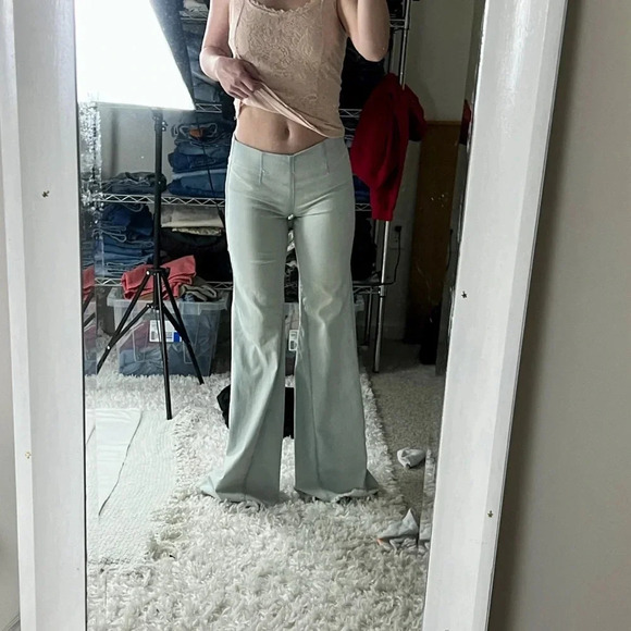 Free People Pull On Flare Jeans - Picture 3 of 9